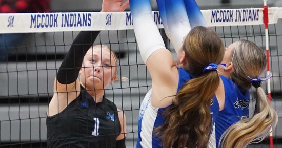 MCC Volleyball clips Lamar; start 4-0 in Region IX