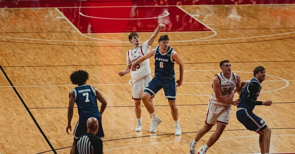 Frager, Sandfort Shine in 88-84 Exhibition Victory